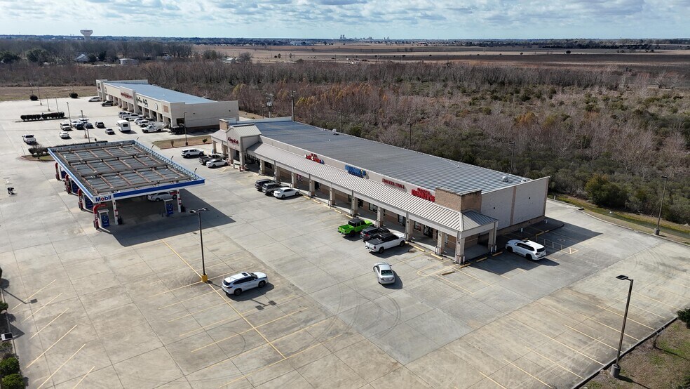 More Photos Of 3529 N Major Dr, Beaumont Storefront Retail Office For Sale