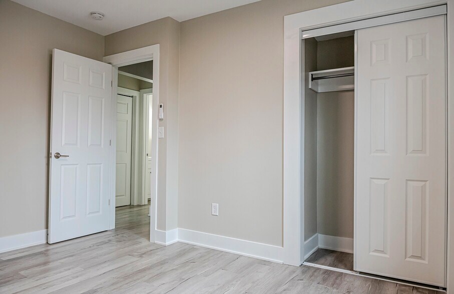 More Photos Of 320 Koch Ave, Ann Arbor Apartments For Sale