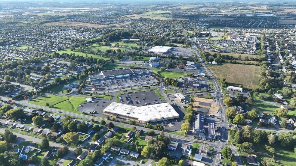 More Photos Of 1508 Sullivan Trl, Easton General Retail For Sale