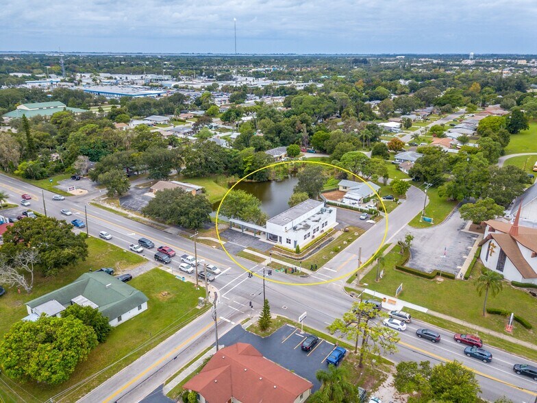 More Photos Of 3800 26th St W, Bradenton Medical For Sale