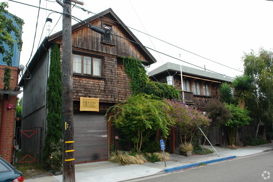 More Photos Of 5500 Doyle St, Emeryville Office For Sale
