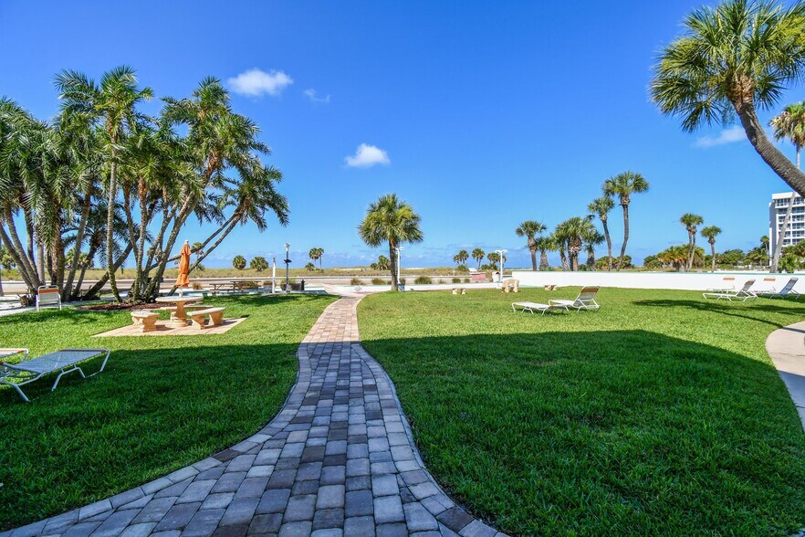 More Photos Of 11730 Gulf Blvd, Treasure Island Apartments For Sale