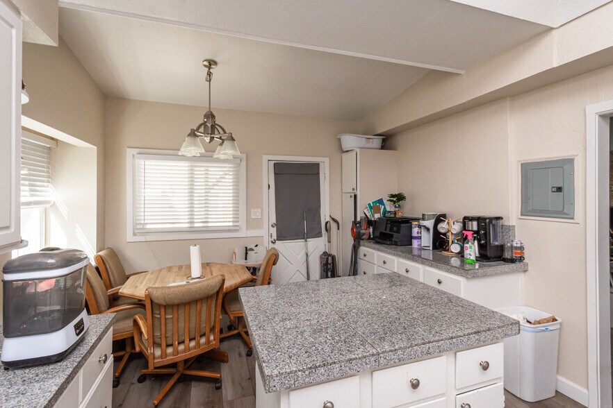 More Photos Of 4224 Crestline Ave, Fair Oaks Apartments For Sale