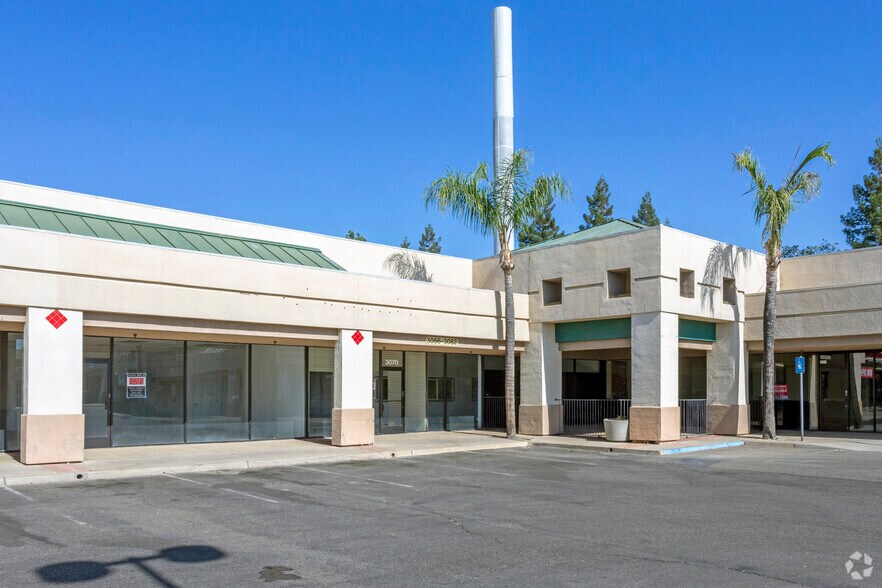 More Photos Of 3006-3082 W Bullard, Fresno Unknown For Lease