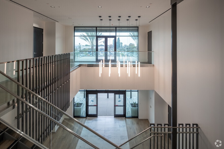 More Photos Of 5255 Katella Ave, Cypress Medical For Lease