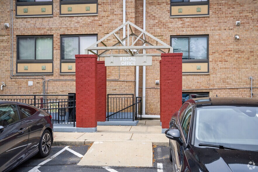 More Photos Of 1212 Southern Ave SE, Washington Apartments For Sale