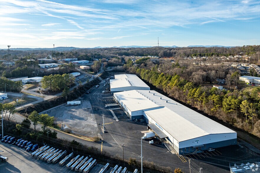 More Photos Of 1540 Amherst Rd, Knoxville Warehouse For Lease
