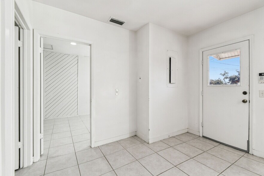 More Photos Of , Brandon Office For Sale