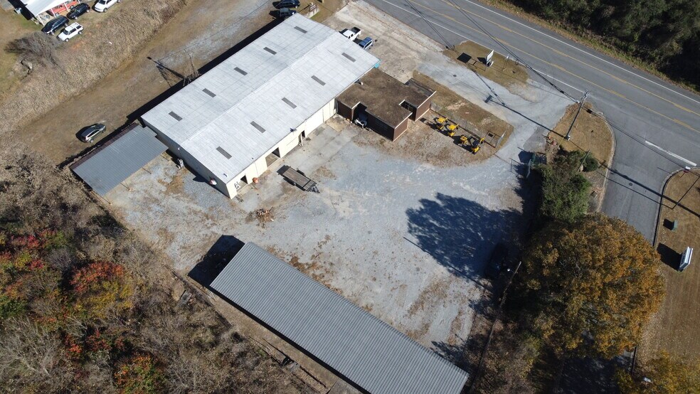 More Photos Of 2190 Cherokee Rd, Alexander City General Retail For Sale