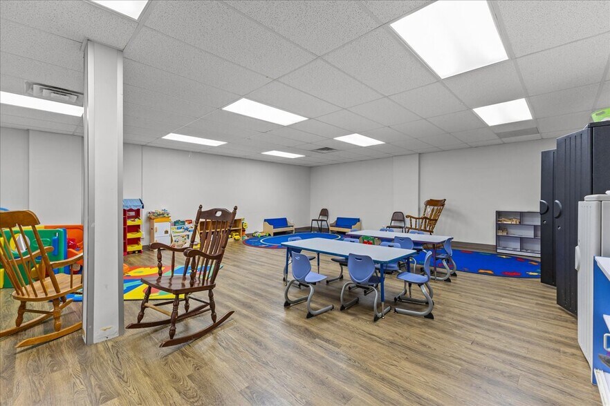 More Photos Of , Detroit Office For Sale