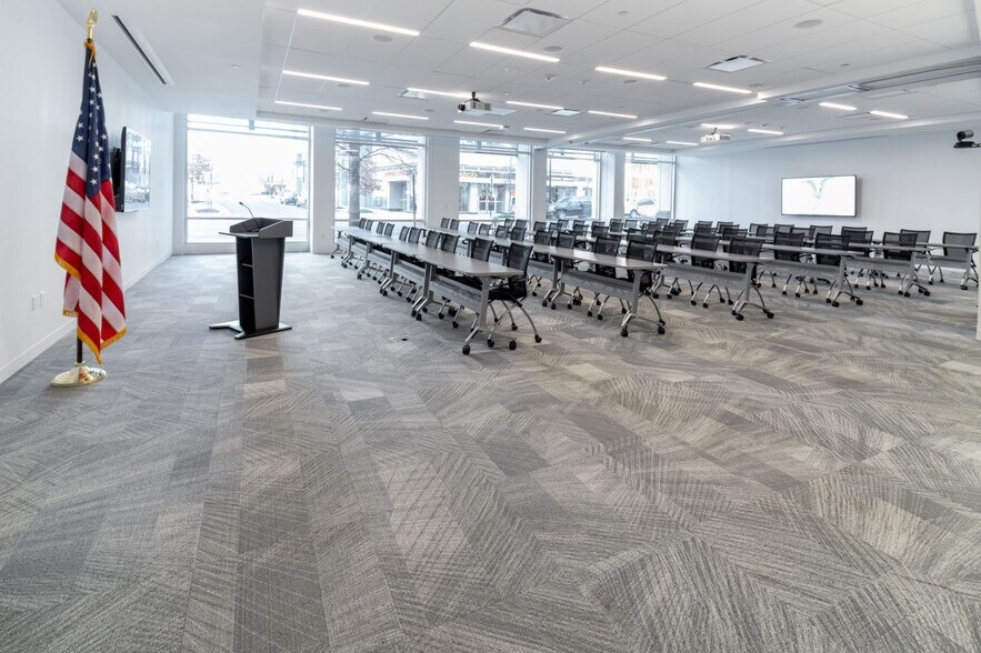 More Photos Of 2300 Wilson Blvd, Arlington Office For Lease