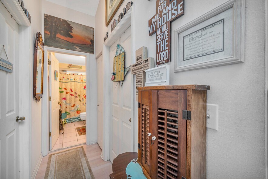 More Photos Of 1803 Gulf Blvd, Indian Rocks Beach Hotel For Sale