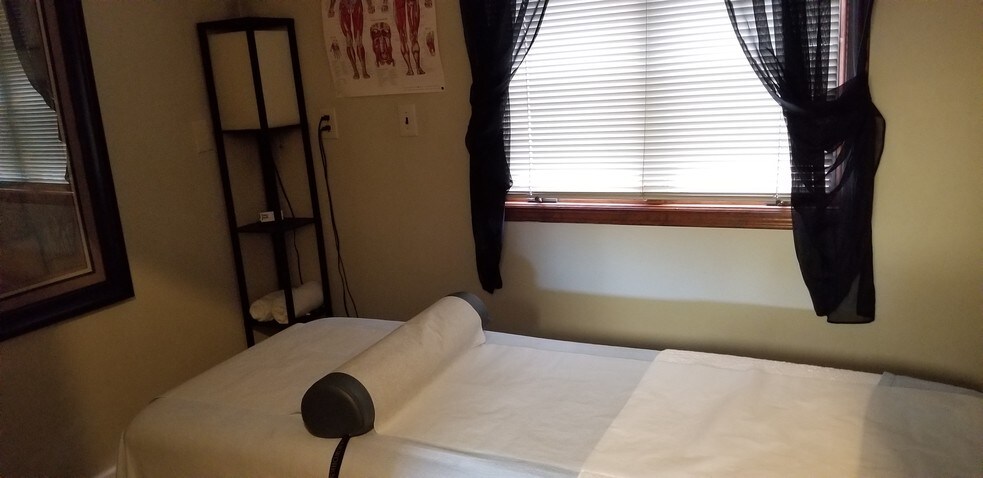 More Photos Of 16 Jefferson St, Hackensack Office Residential For Lease