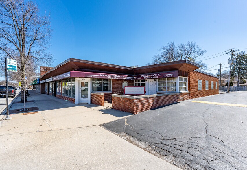 Primary Photo Of 5355-5365 W Devon Ave, Chicago Storefront For Lease