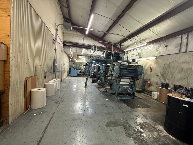 More Photos Of 1910 S Interstate 35, San Marcos Manufacturing For Sale