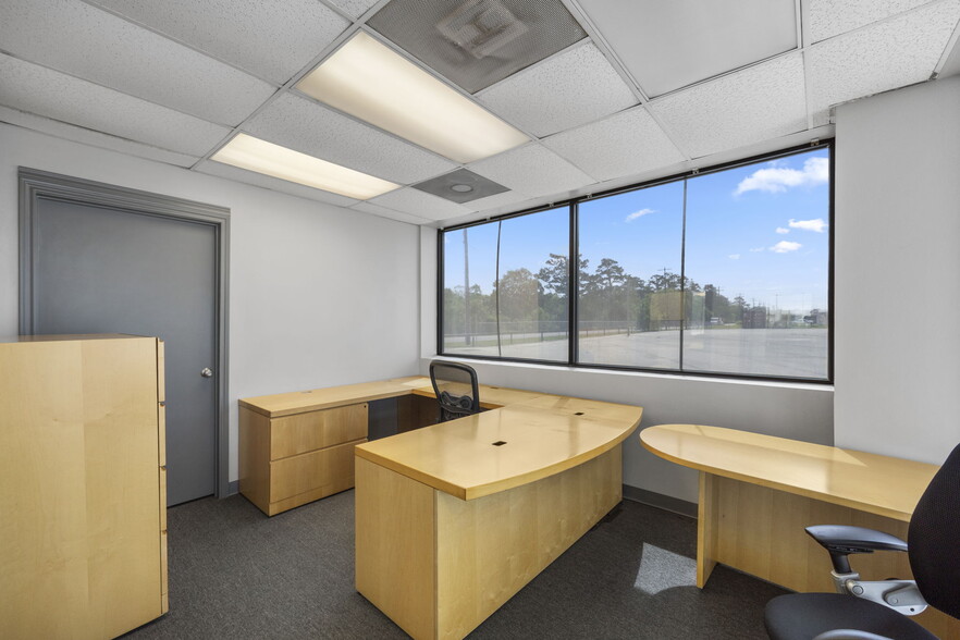 More Photos Of 3101 Gulf Fwy, Dickinson Auto Dealership For Sale
