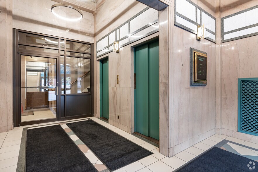 More Photos Of 107 W Michigan Ave, Kalamazoo Office For Lease