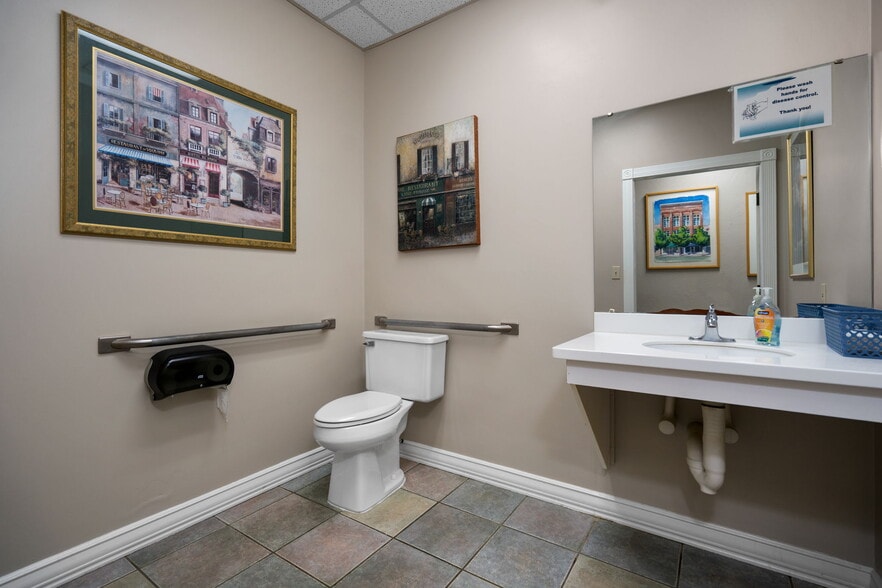 More Photos Of 2569 Charlevoix Rd, Petoskey Restaurant For Sale