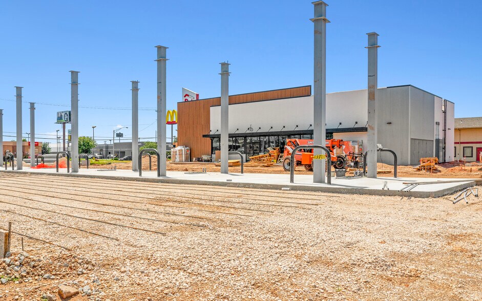 More Photos Of 4500 W Reno Ave, Oklahoma City Convenience Store For Sale