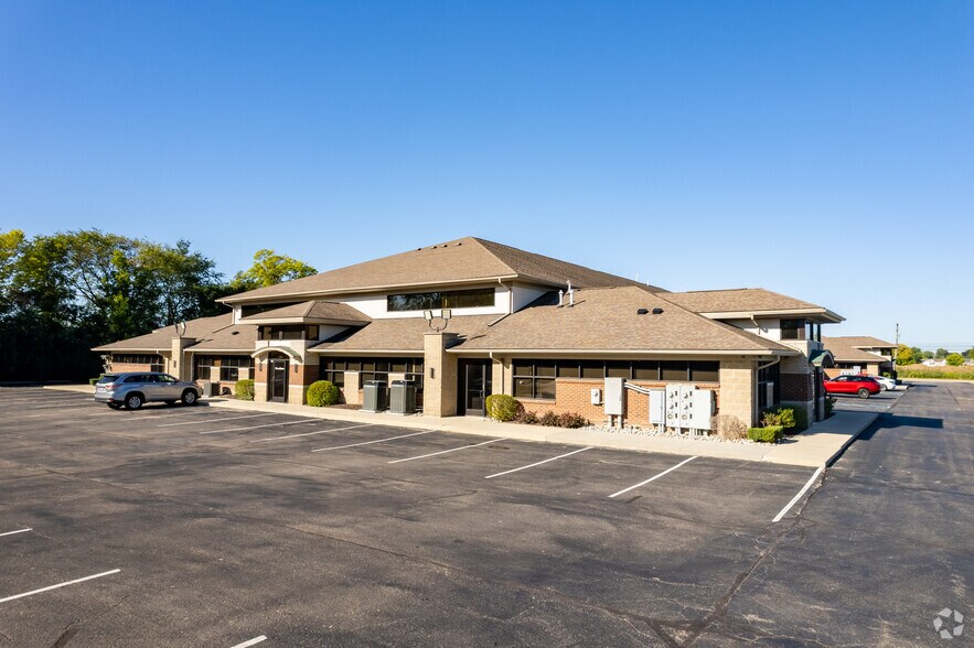 More Photos Of 45200 Card Rd, Macomb Township Office For Lease