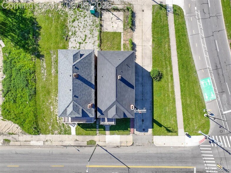 Primary Photo Of 1735 Clairmount St, Detroit Apartments For Sale