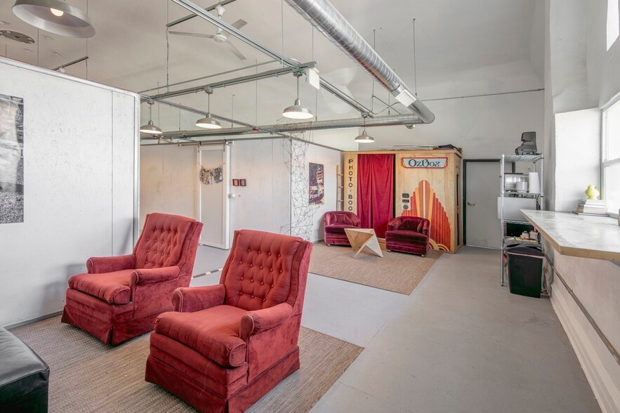 More Photos Of 2400 Curtis St, Denver Loft Creative Space For Sale