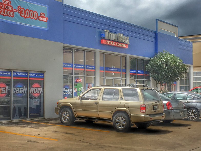 More Photos Of 7626 Culebra Rd, San Antonio Storefront For Lease