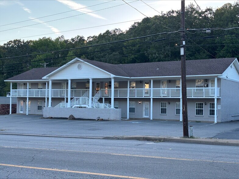 More Photos Of 5111 John F Kennedy Blvd, North Little Rock Office For Sale