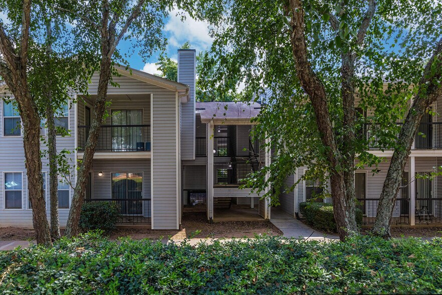 More Photos Of 5816 Covington Hwy, Decatur Apartments For Sale