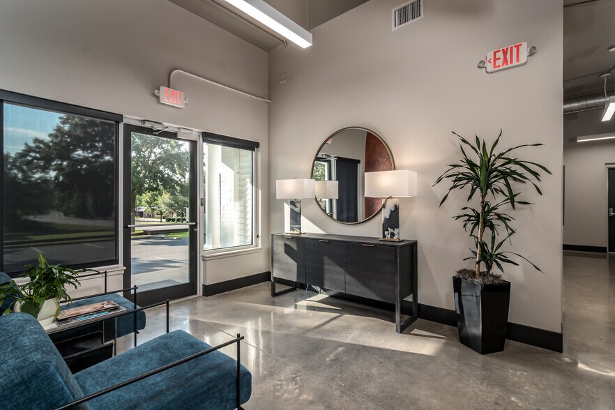 More Photos Of 8221 Ranch Blvd, Little Rock Office Residential For Lease