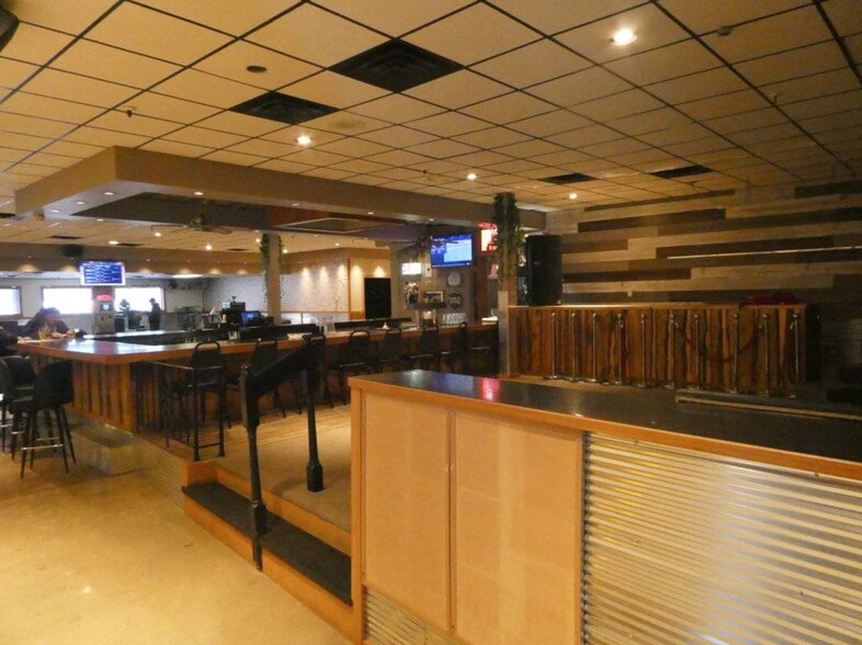 More Photos Of 1040 Osborne Rd NE, Fridley Lodge Meeting Hall For Lease