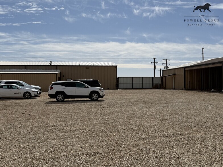 More Photos Of 1164 FM 211, New Home Warehouse For Sale