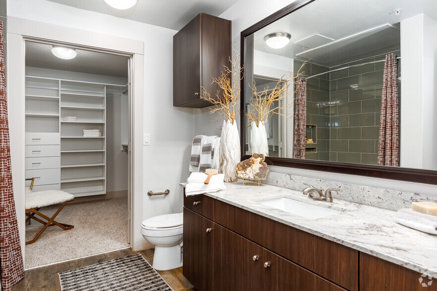 More Photos Of 110 W Cityline Dr, Richardson Apartments For Lease