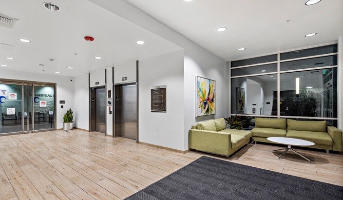 More Photos Of 380 W Central Ave, Brea Medical For Lease