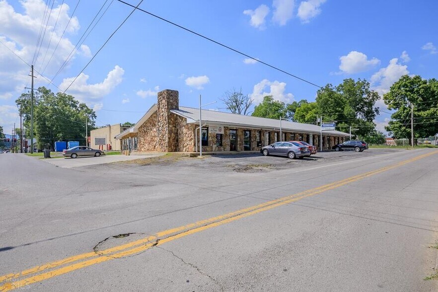 More Photos Of 324 S Duke St, LaFayette Office Residential For Sale