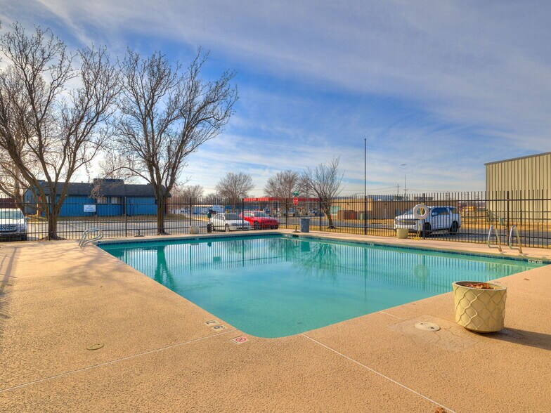 More Photos Of 1311 N Ash Pl, Owasso Apartments For Sale