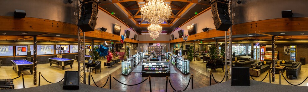 More Photos Of 296 S Palm Canyon Dr, Palm Springs Storefront Retail Office For Sale