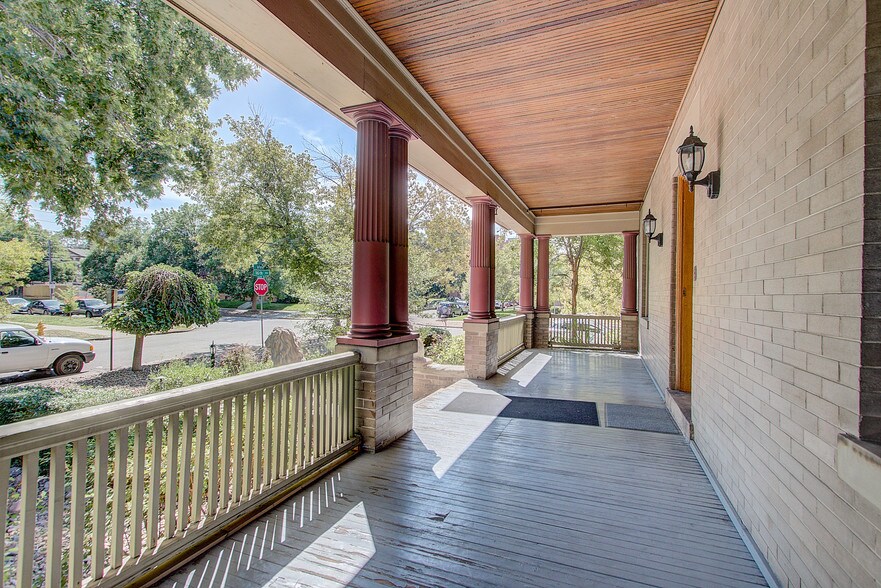 More Photos Of 1601 Vine St, Denver Office For Sale