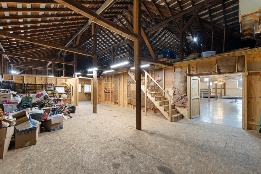 More Photos Of 8018 Northwestern Tpke, Keyser General Retail For Sale