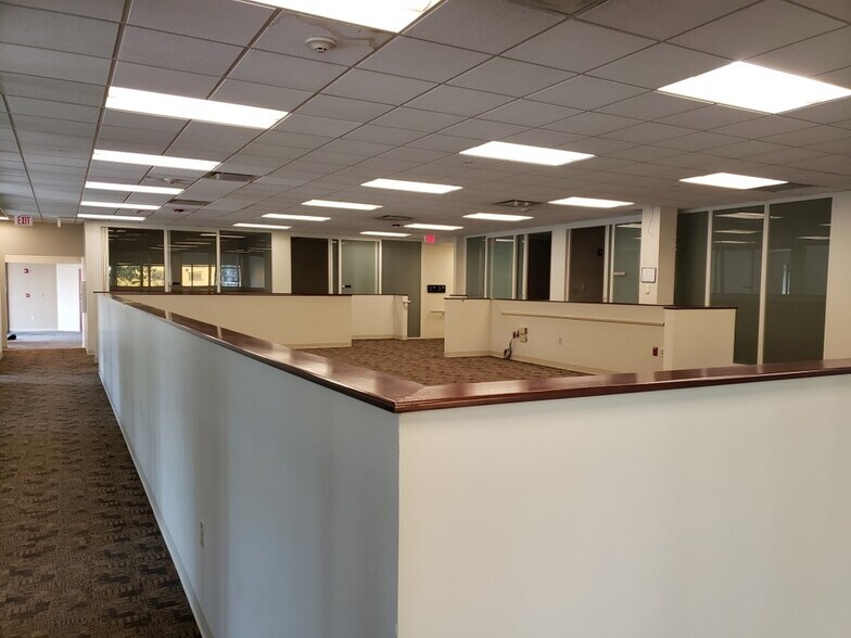 More Photos Of 3131 Spring Grove Ave, Cincinnati Warehouse For Lease