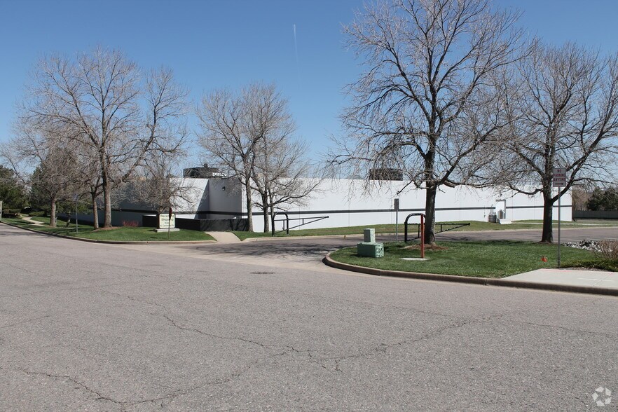 More Photos Of 10488 W Centennial Rd, Littleton Warehouse For Lease