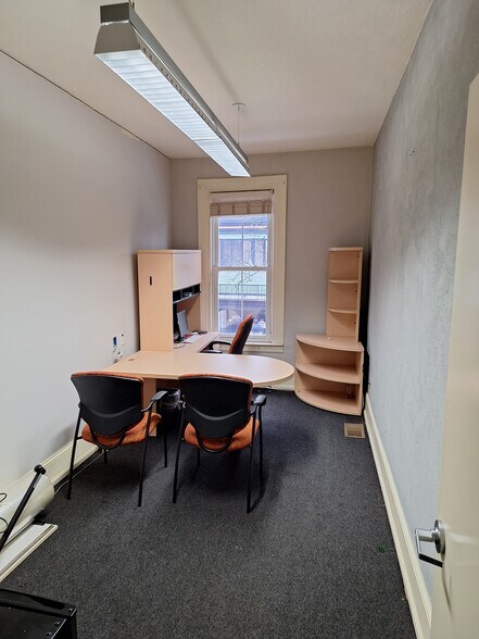 More Photos Of 121 E State St, Kennett Square Storefront Retail Residential For Lease