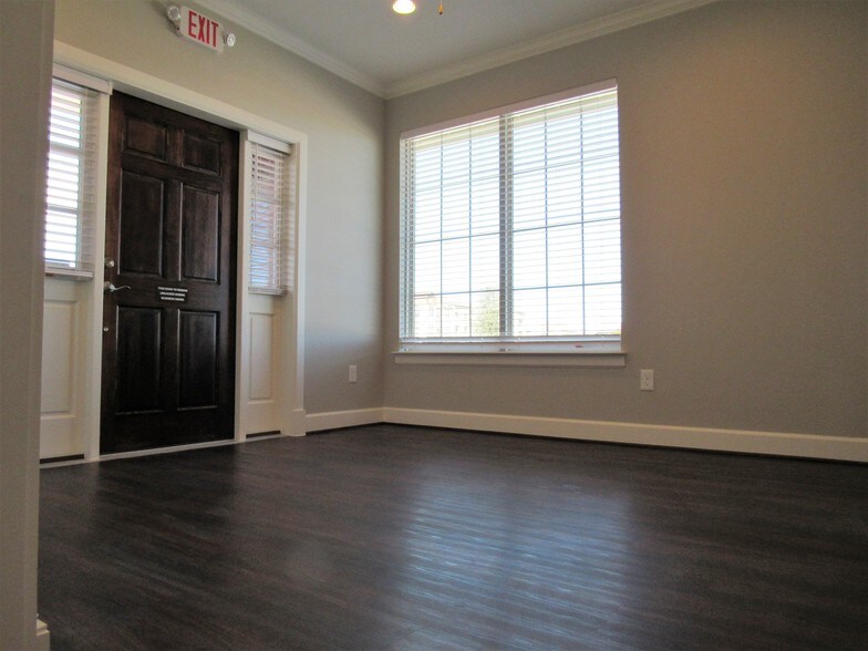 More Photos Of 8951 Collin McKinney Pky, McKinney Medical For Lease