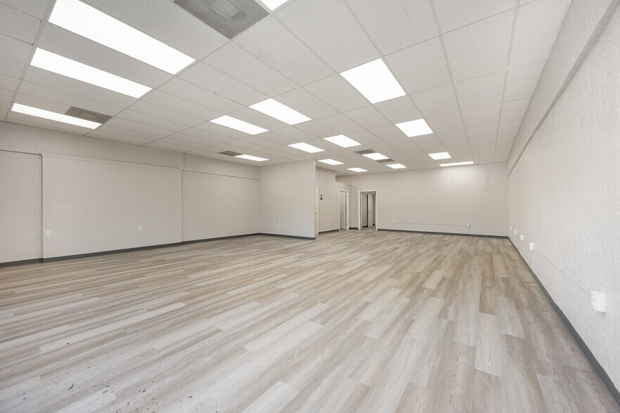 More Photos Of 1332 Malabar Rd SE, Palm Bay Industrial For Lease