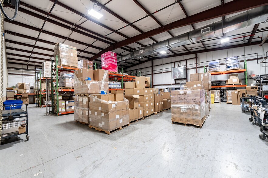 More Photos Of 149 Piper Ln, Georgetown Industrial For Lease