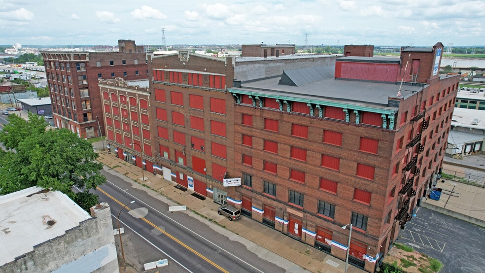 More Photos Of , Saint Louis Industrial For Sale