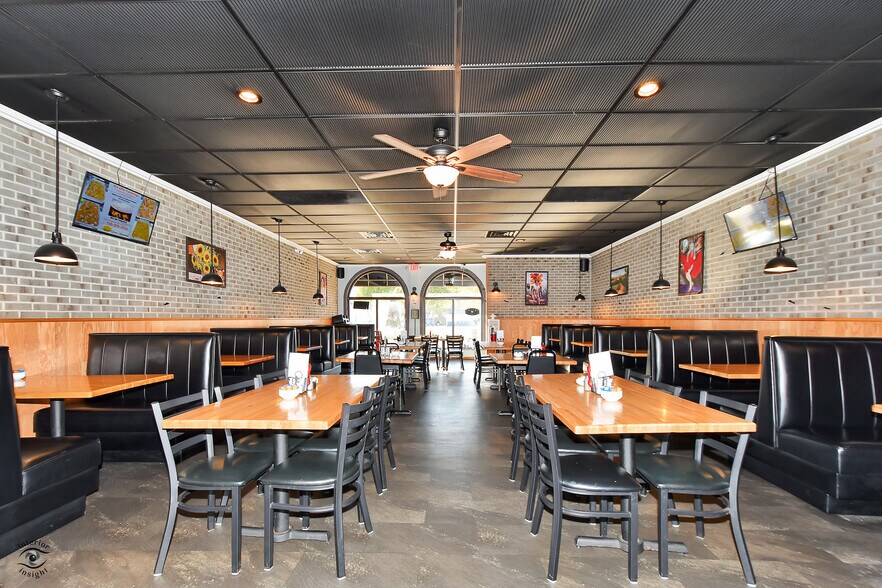 More Photos Of 1395-1407 Main St, Crete Storefront Retail Office For Sale