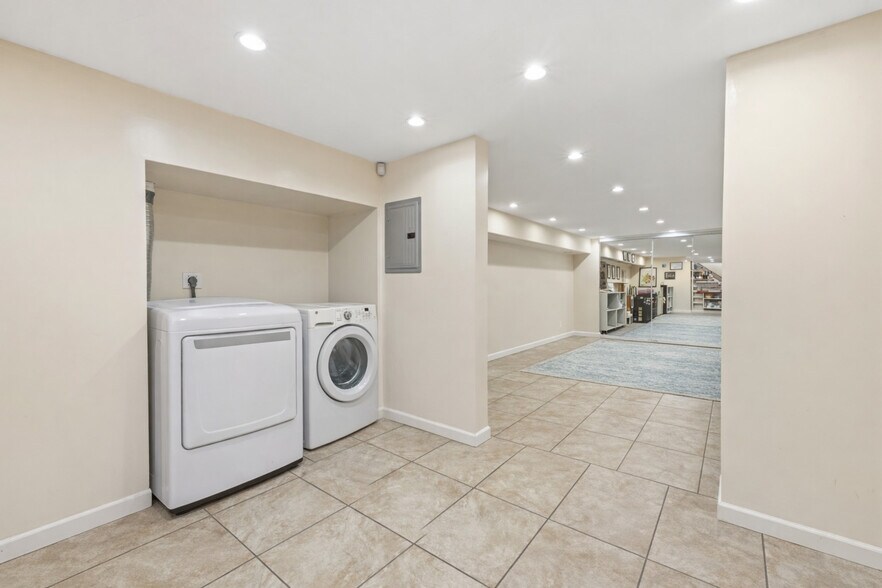 More Photos Of 1840 21st Dr, Astoria Apartments For Sale