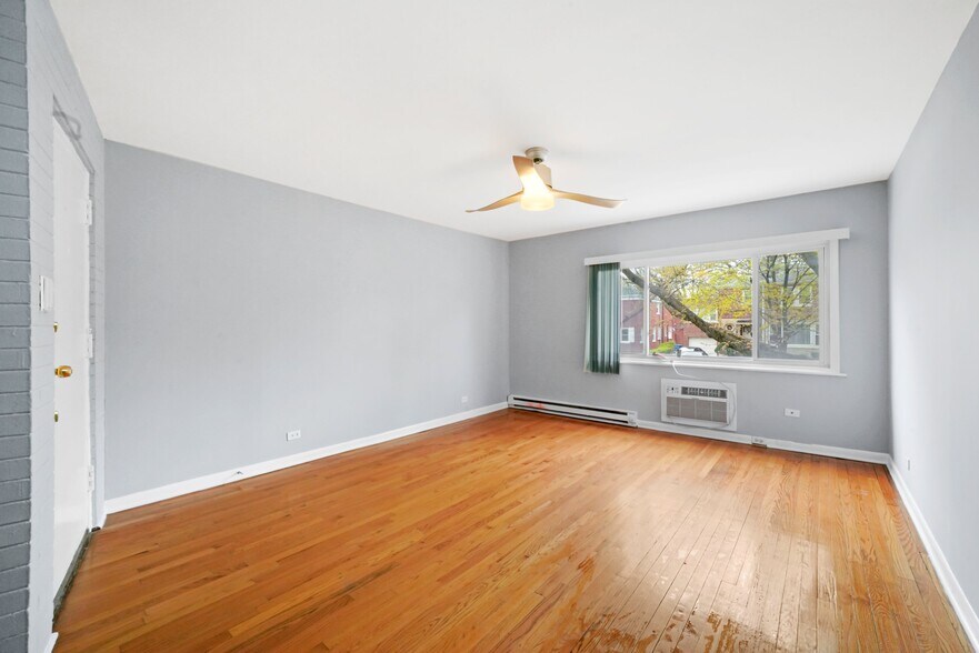More Photos Of 7006 S Cregier, Chicago Apartments For Sale