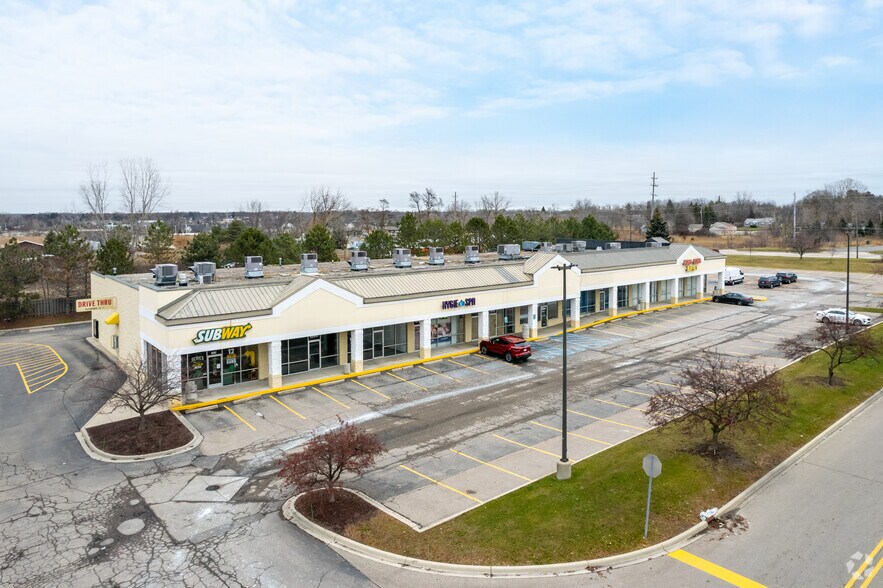 More Photos Of 5072-5096 Corunna Rd, Flint Unknown For Lease